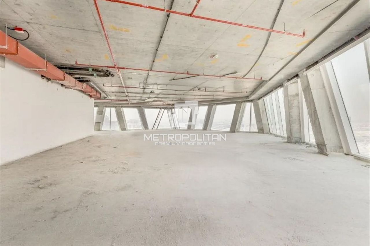 Office in Dubai, UAE, 78 m² - picture 1