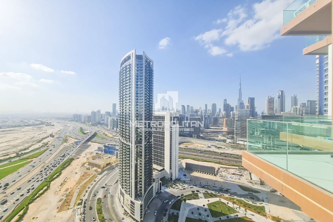 Apartment in Dubai, UAE, 104 m² - picture 3