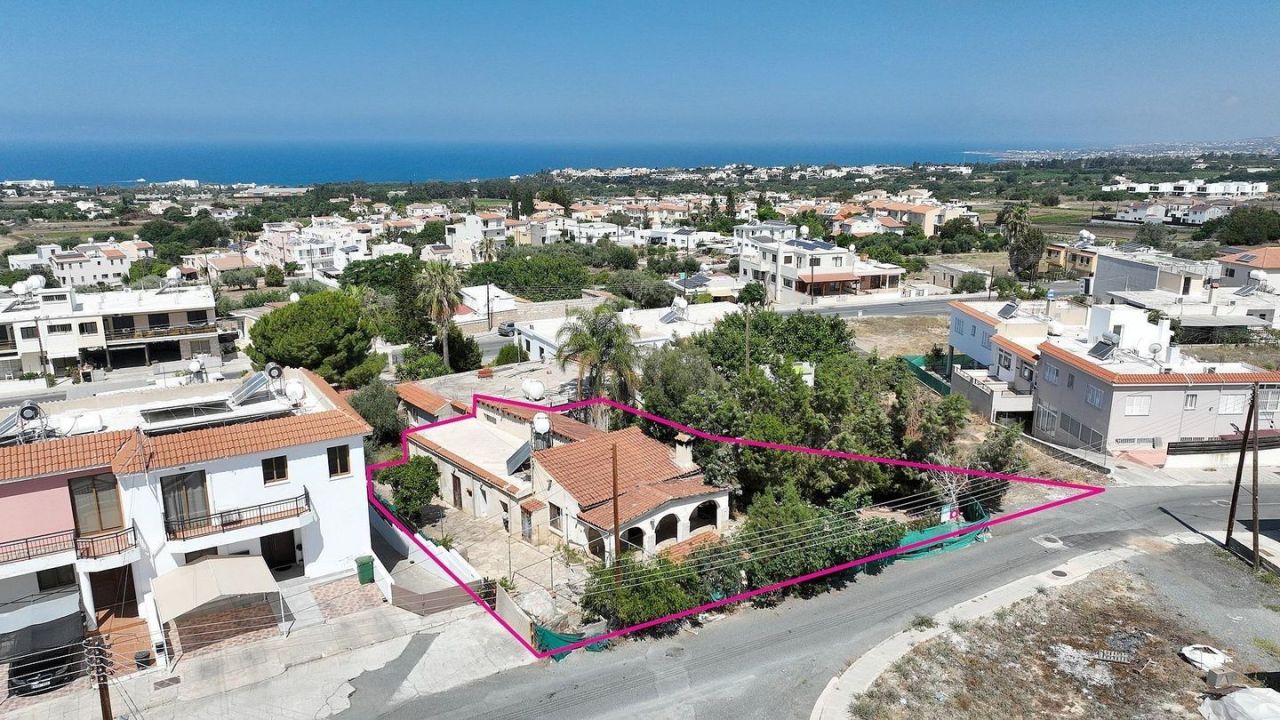 Bungalow à Paphos, Chypre, 160 m² - image 1