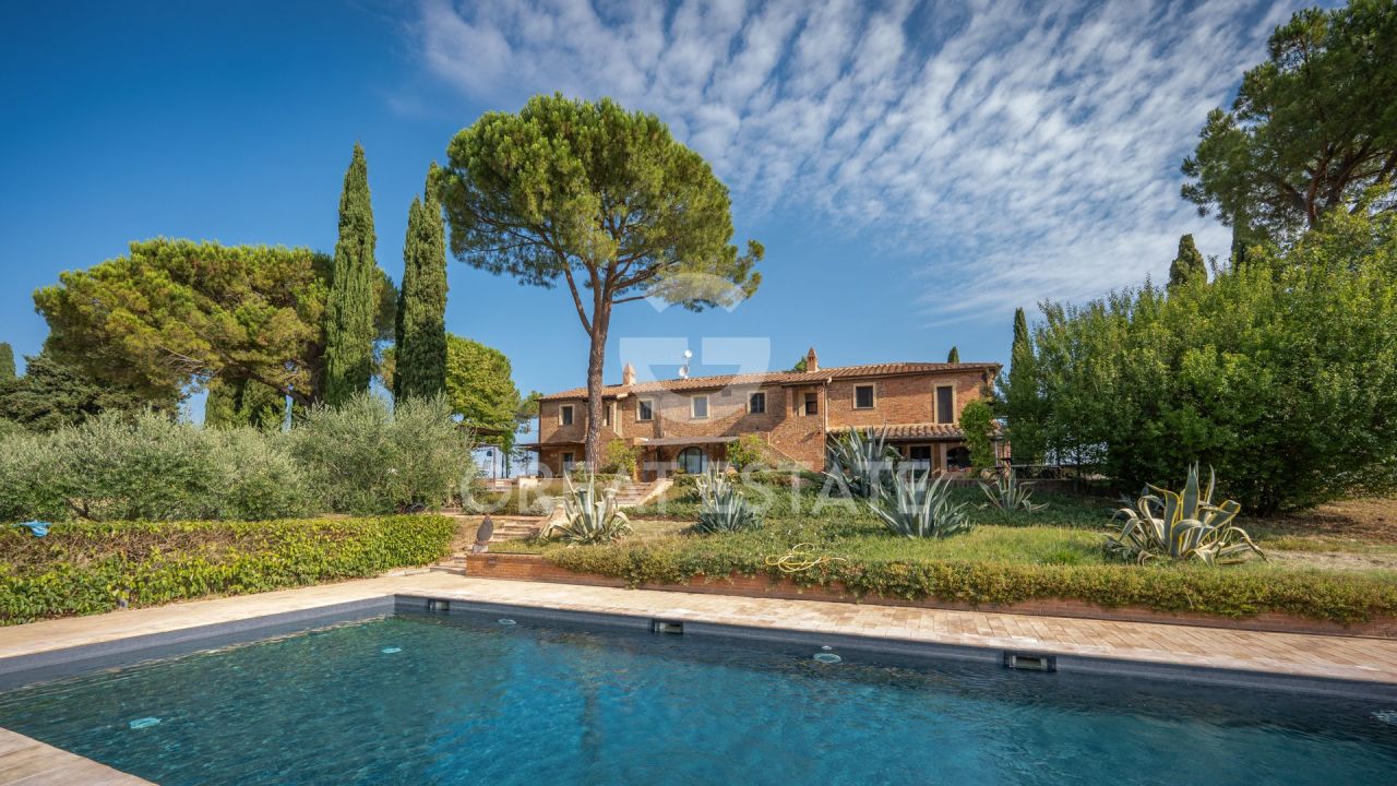 House in Castiglione del Lago, Italy, 498.5 m² - picture 1