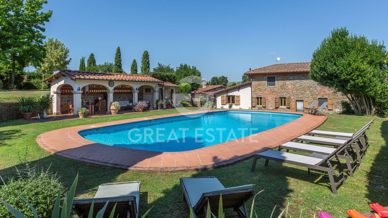 Haus in Reggello, Italien, 719 m² - Foto 2