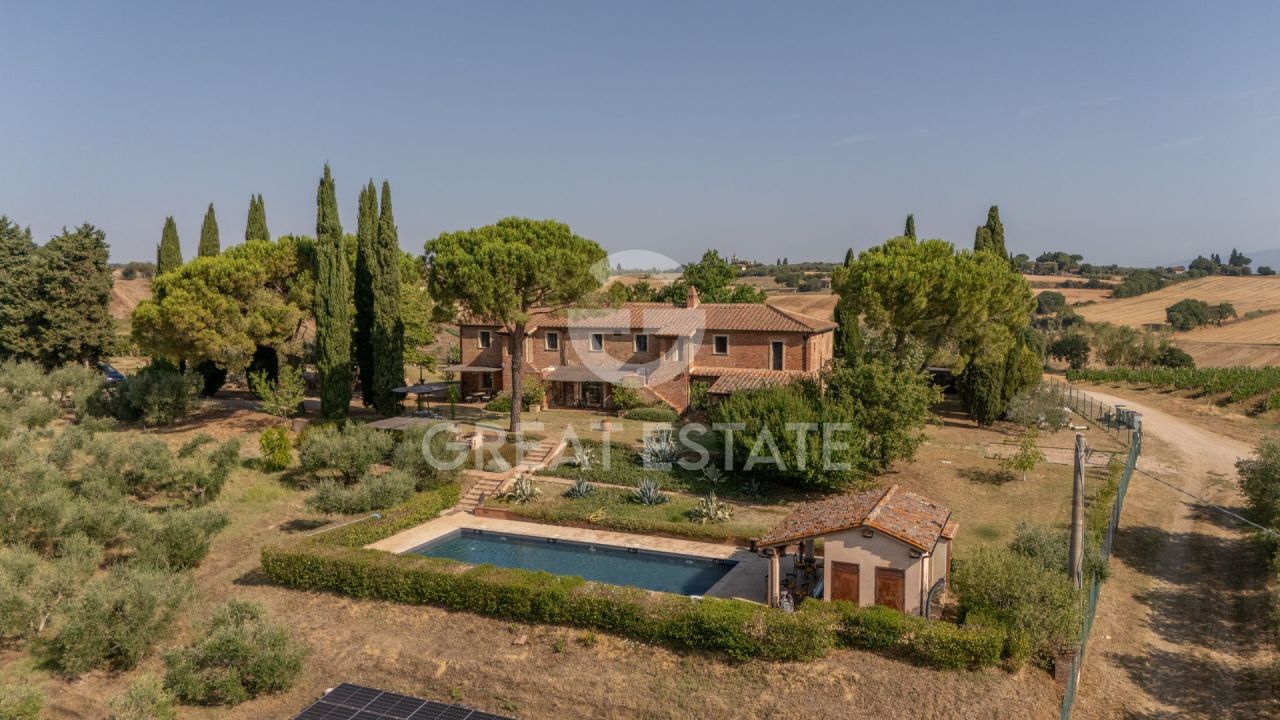 House in Castiglione del Lago, Italy, 498.5 m² - picture 7