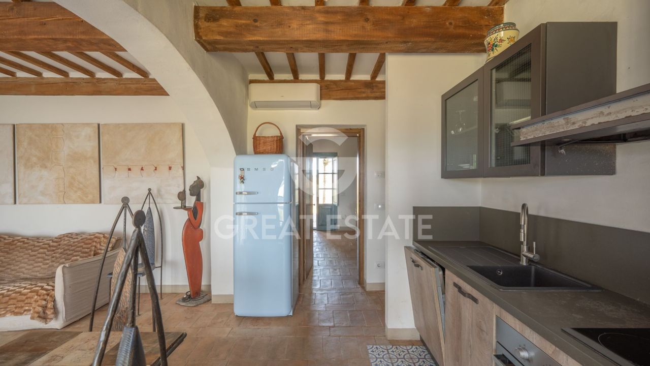 House in Castiglione del Lago, Italy, 498.5 m² - picture 13