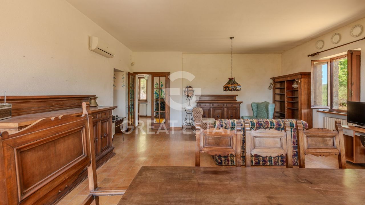 Casa en Asís, Italia, 477 m² - imagen 13