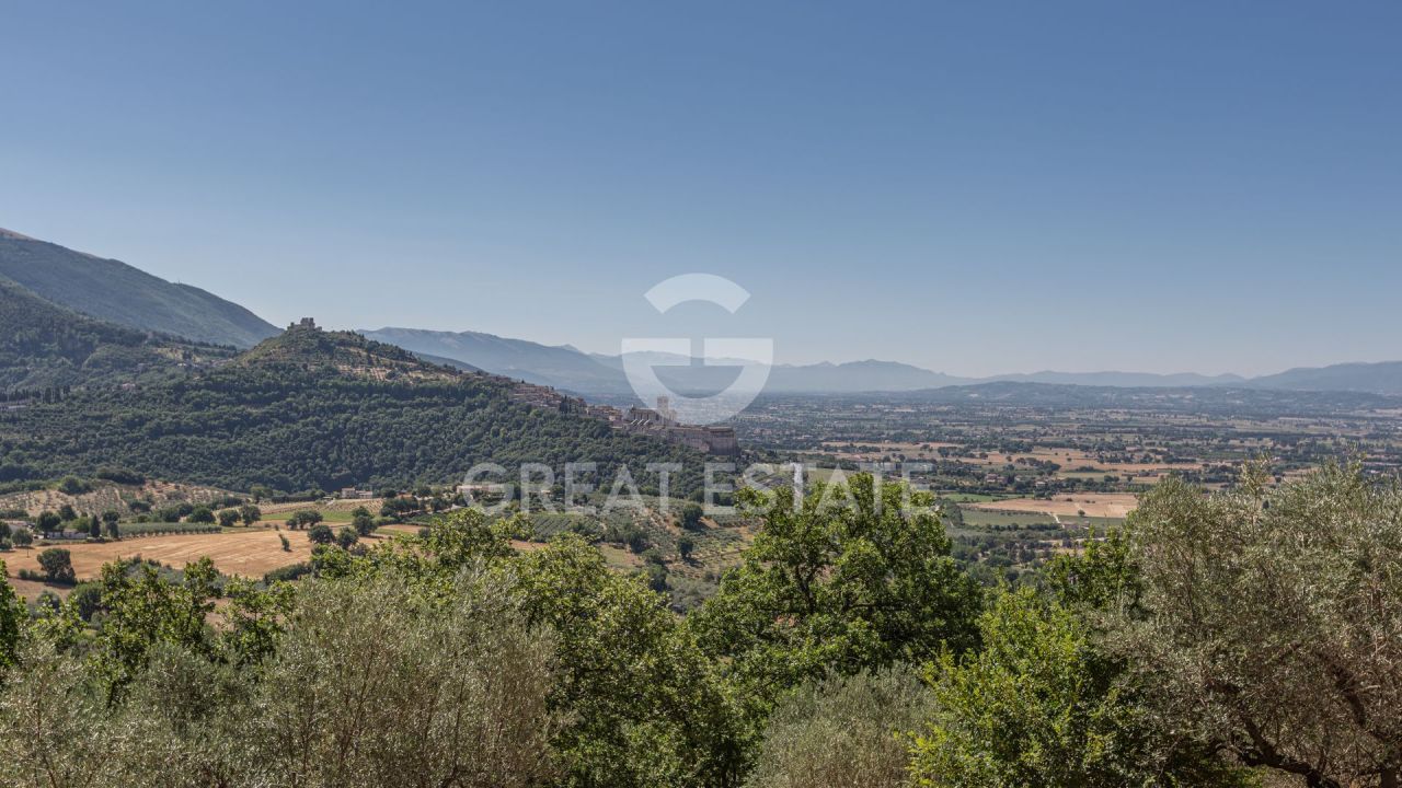 Casa en Asís, Italia, 477 m² - imagen 17