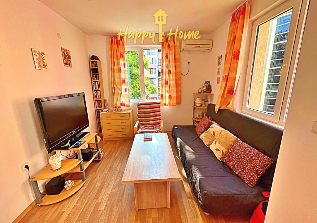 Appartement à Slantchev Briag, Bulgarie, 53 m² - image 1