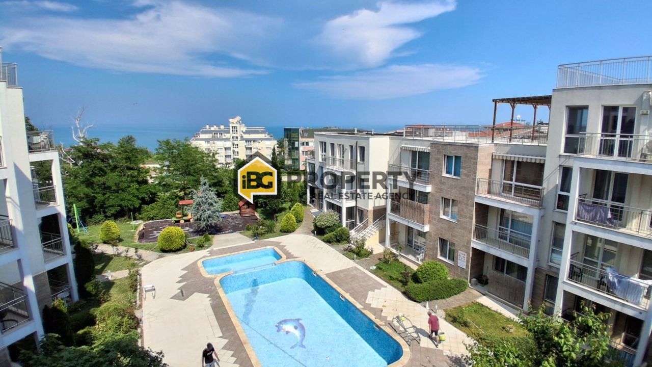 Appartement à Byala, Bulgarie, 84 m² - image 1