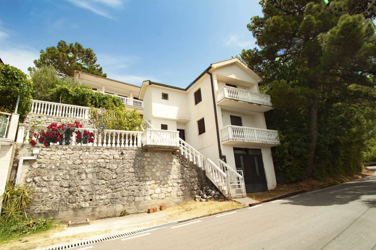 House in Kotor, Montenegro, 156 m² - picture 1