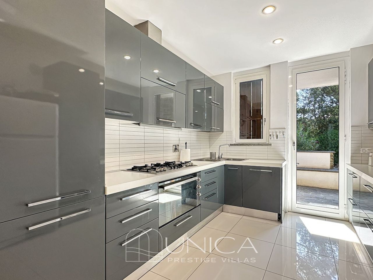 Villa in Roccamare, Italien, 280 m² - Foto 10