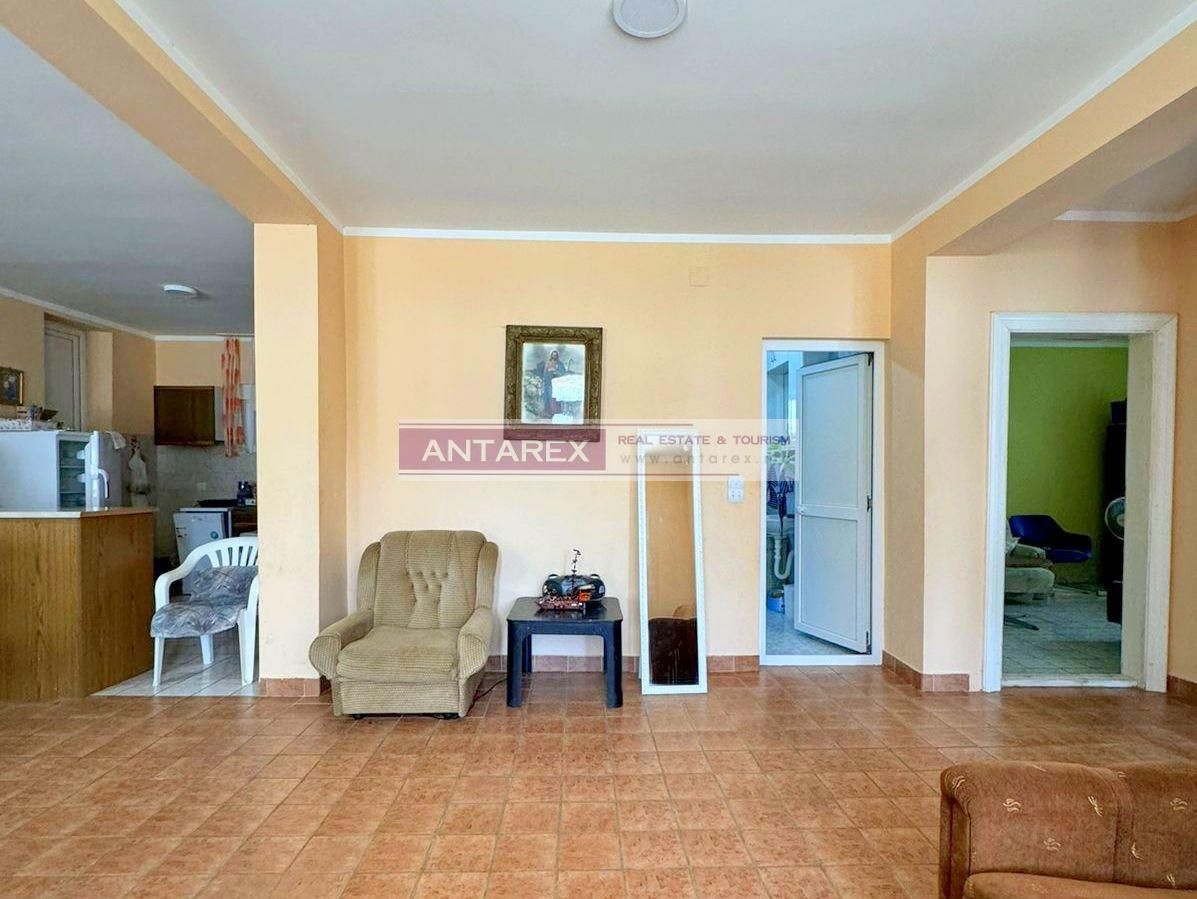 Villa in Sutomore, Montenegro, 242 m² - picture 3