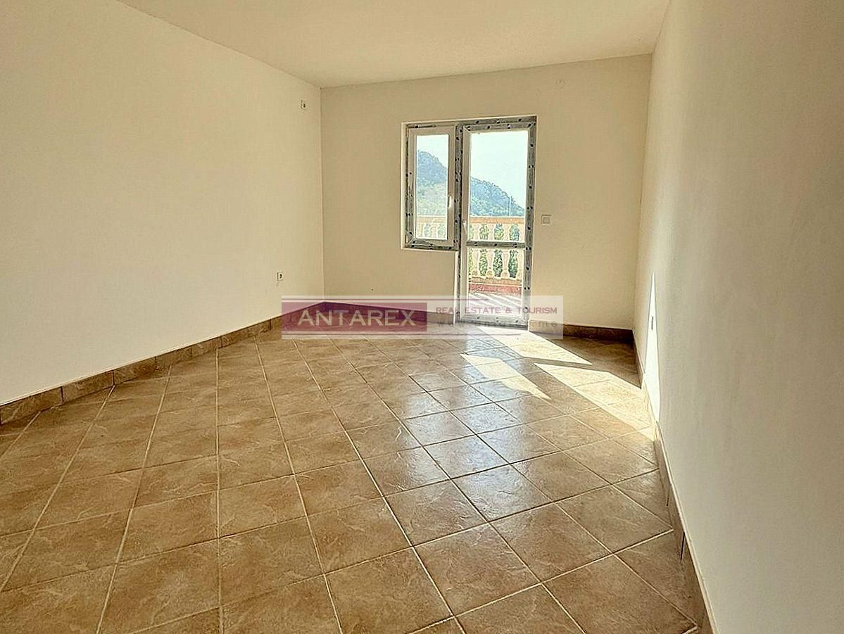 Villa in Sutomore, Montenegro, 242 m² - picture 7