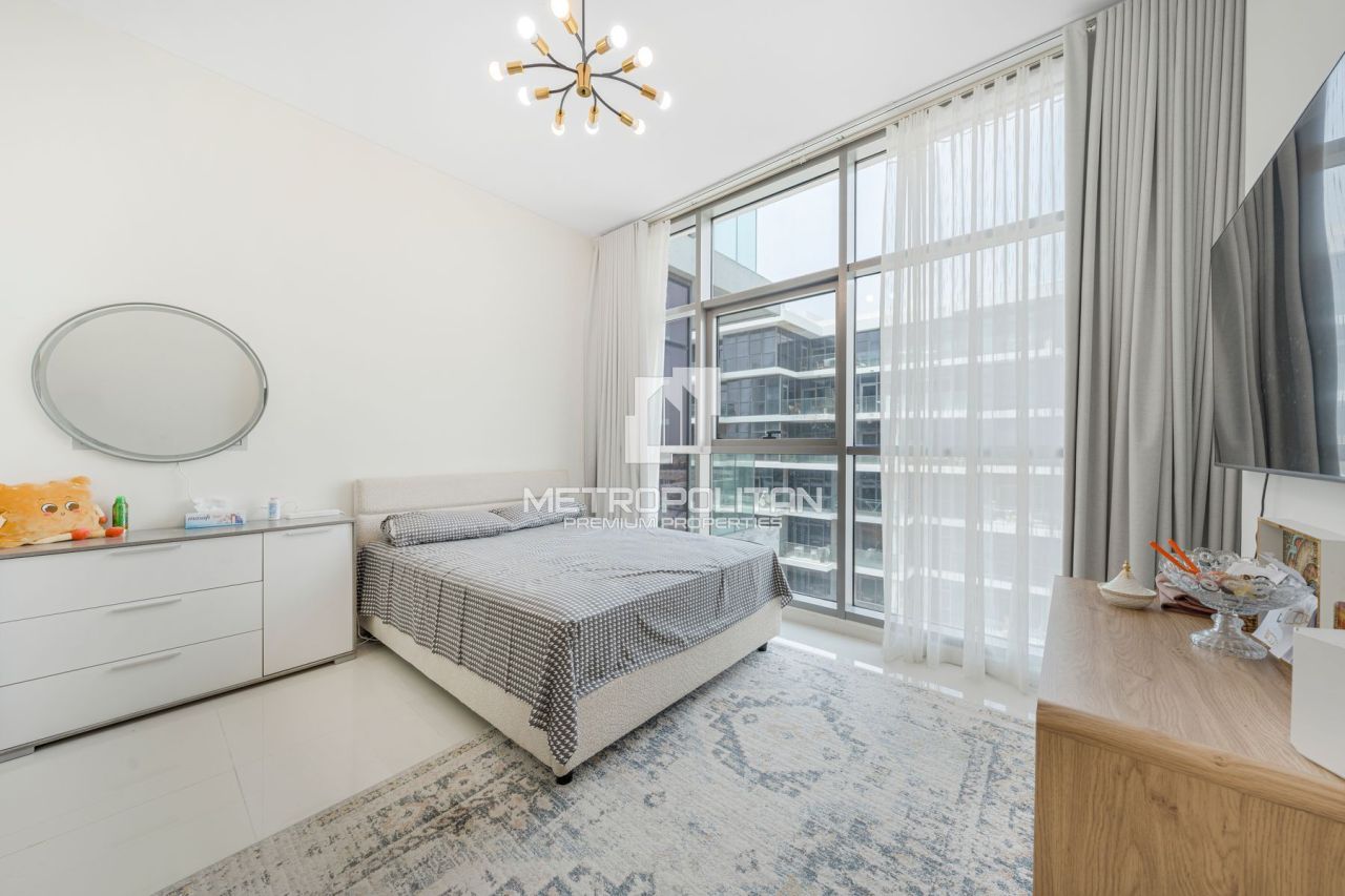 Apartment in Dubai, UAE, 31 m² - picture 1