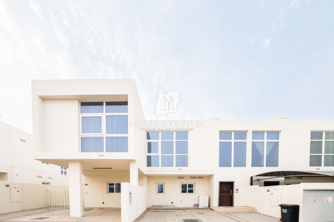 Maison urbaine à Dubaï, EAU, 175 m² - image 1