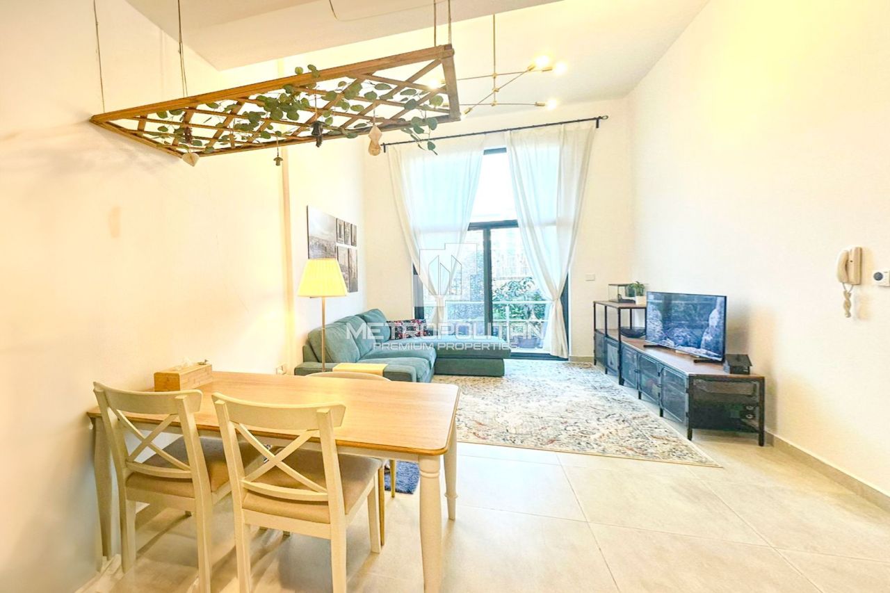 Apartamento en Dubái, EAU, 74 m² - imagen 1