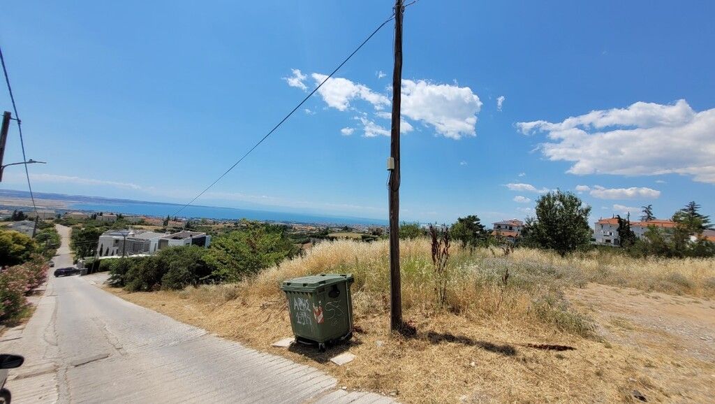 Grundstück in Thessaloniki, Griechenland, 2 688 m² - Foto 1