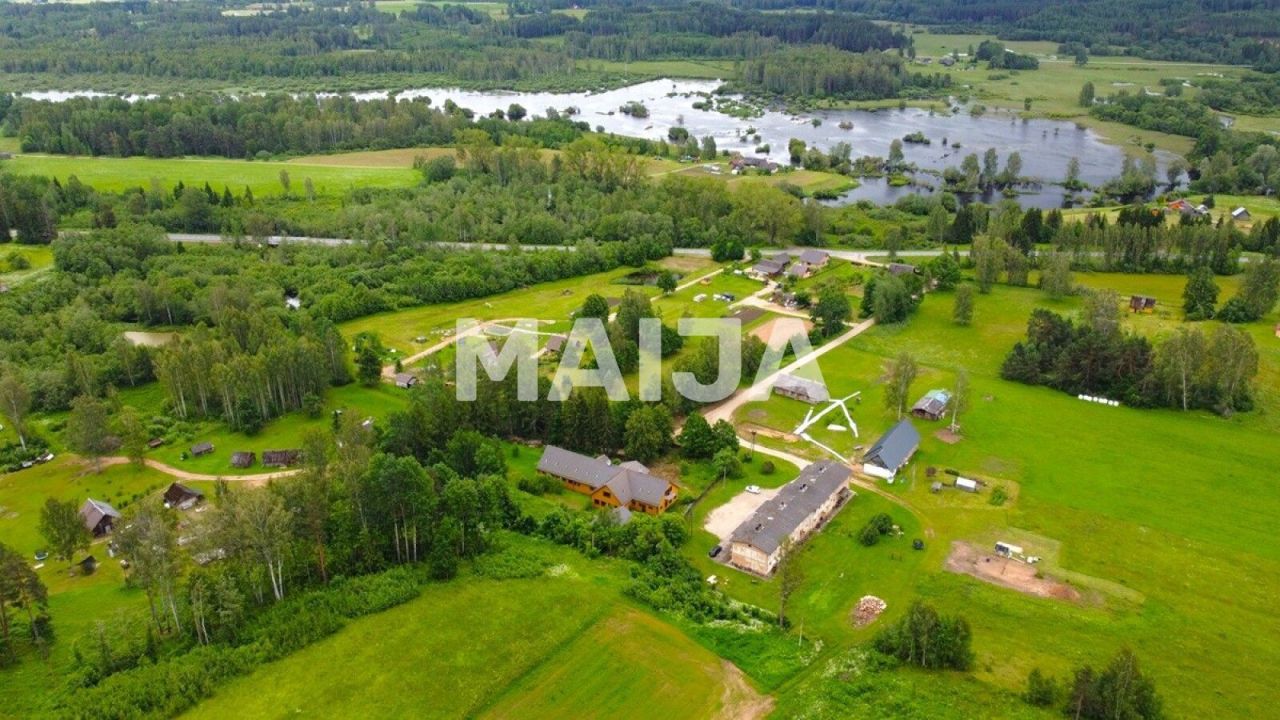 Casa en Võru, Estonia, 526.6 m² - imagen 8