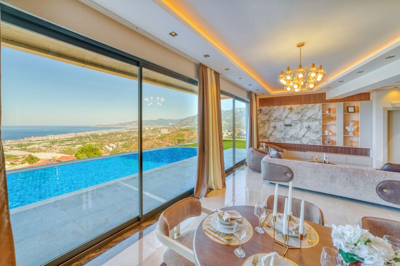 Villa en Alanya, Turquia, 360 m² - imagen 1