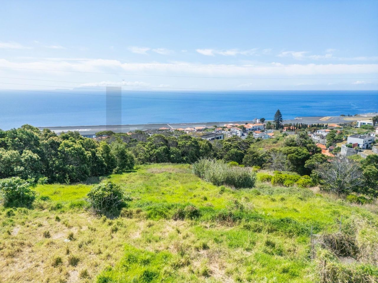 Terrain sur Madère, Portugal, 810 m² - image 1
