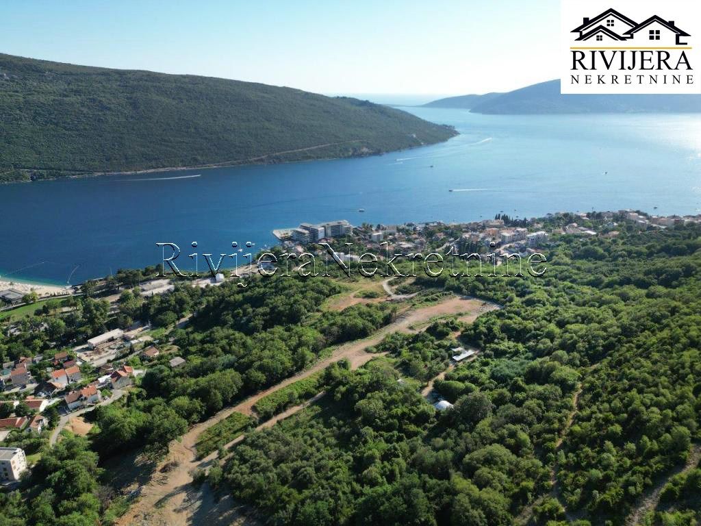 Terreno en Herceg-Novi, Montenegro, 1 866 m² - imagen 1