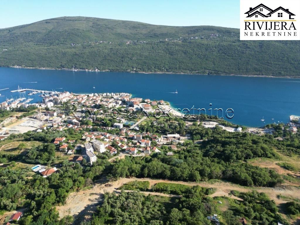 Terreno en Herceg-Novi, Montenegro, 1 866 m² - imagen 2