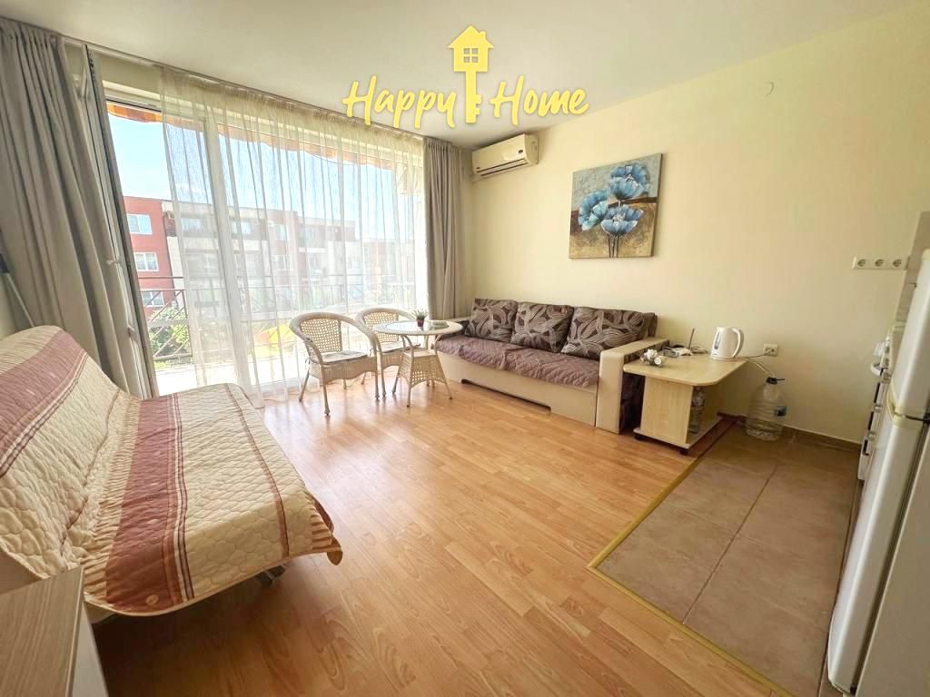 Studio à Slantchev Briag, Bulgarie, 40 m² - image 1
