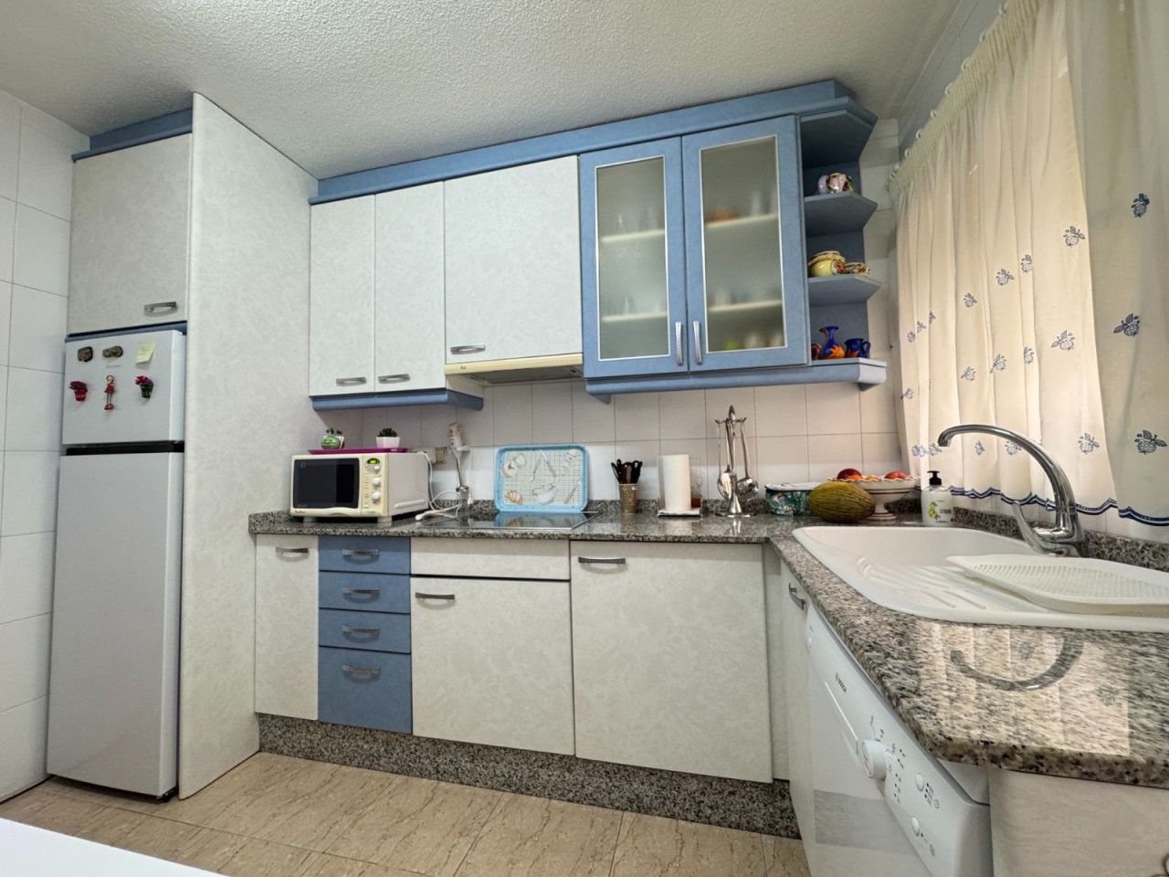 Apartamento en Guardamar del Segura, España, 81 m² - imagen 15