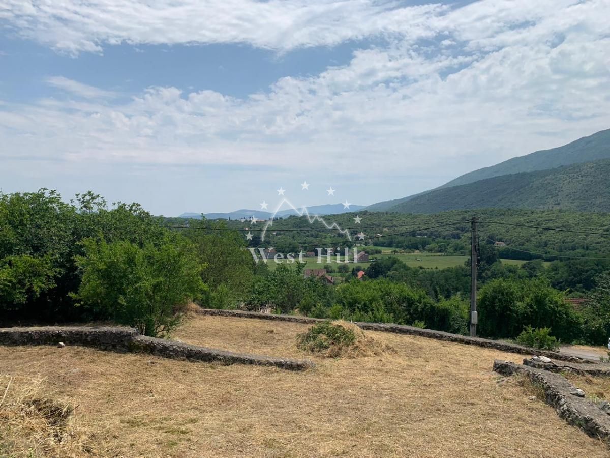 Terrain à Danilovgrad, Monténégro, 840 m² - image 1