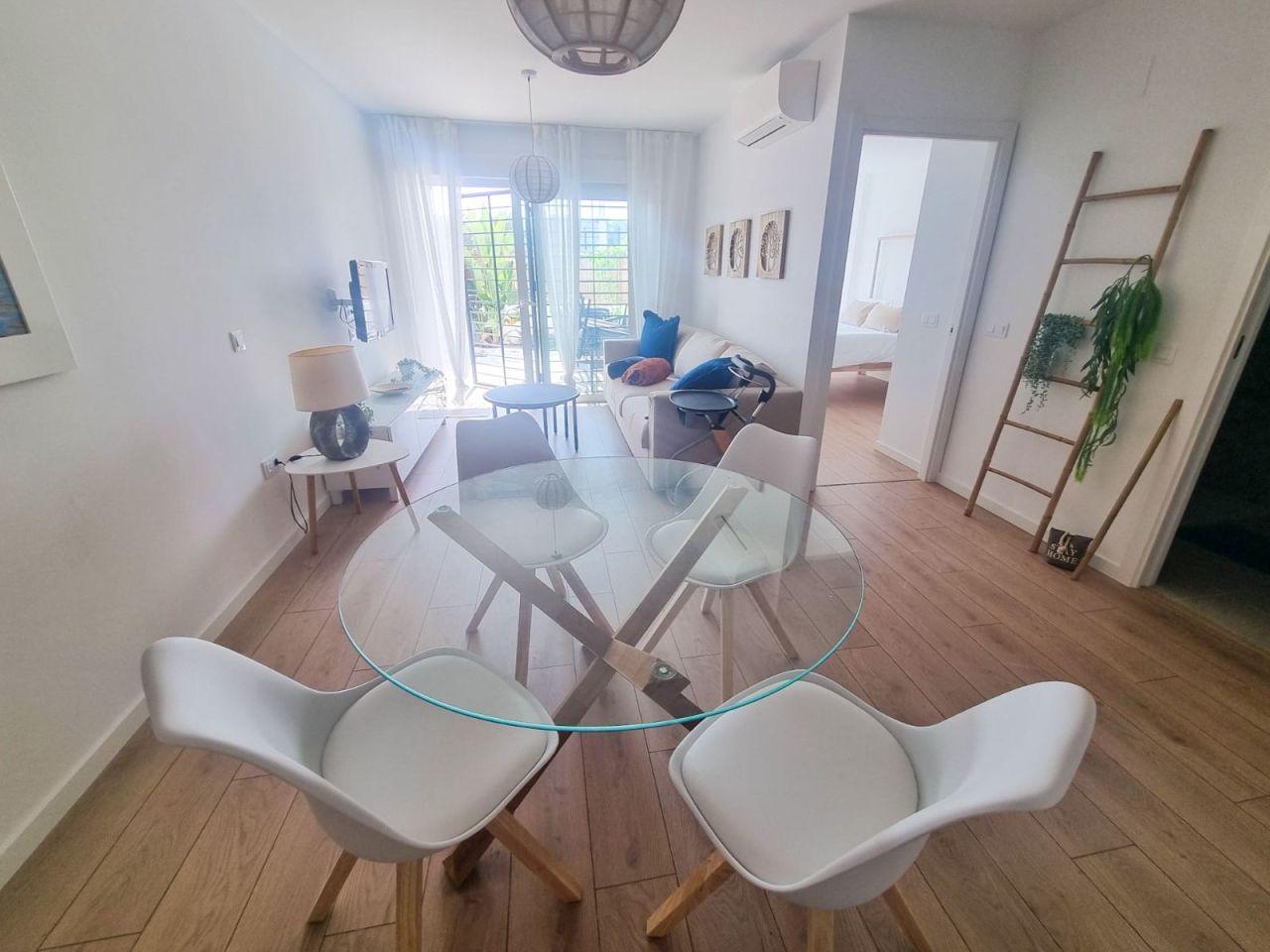 Appartement à Mil Palmeras, Espagne, 90 m² - image 8