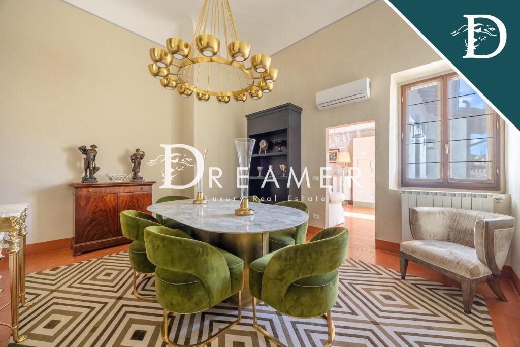 Apartamento en Florencia, Italia, 162.19 m² - imagen 1