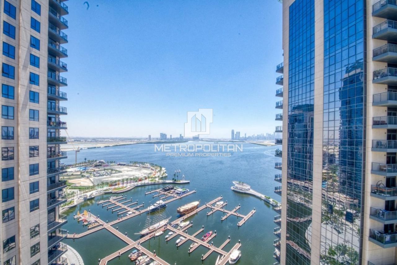 Apartamento en Dubái, EAU, 179 m² - imagen 1
