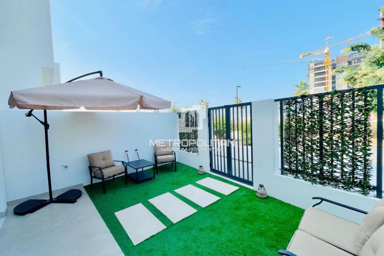 Casa adosada en Ras al-Jaima, EAU, 137 m² - imagen 2