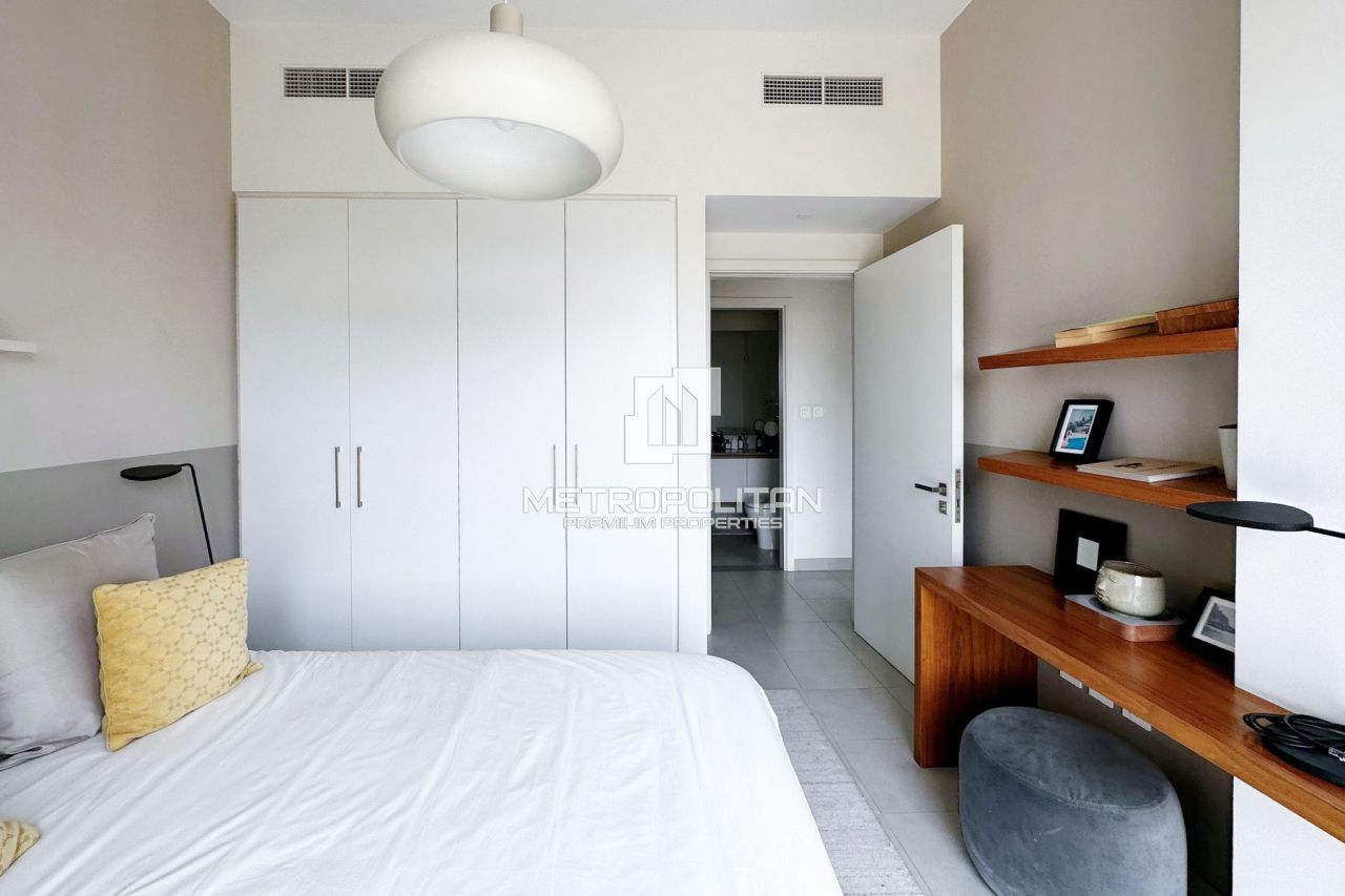 Apartment in Dubai, UAE, 154 m² - picture 5