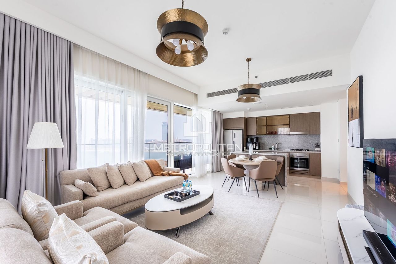 Apartment in Dubai, UAE, 130 m² - picture 8