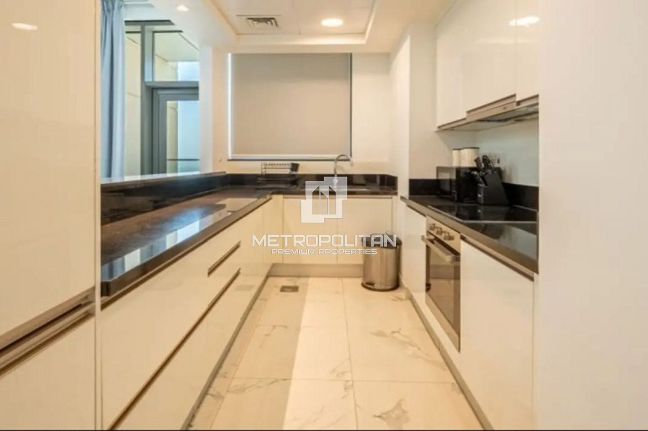 Apartment in Dubai, UAE, 140 m² - picture 10