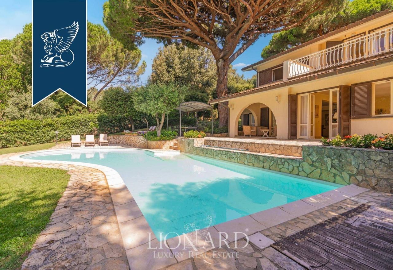 Villa in Castiglione della Pescaia, Italy, 300 m² - picture 6