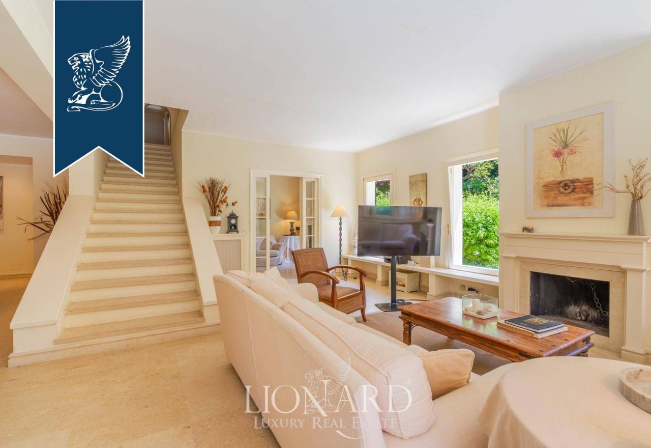 Villa in Castiglione della Pescaia, Italy, 300 m² - picture 16