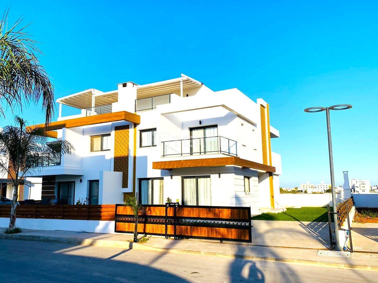 Villa in Gazimağusa, Zypern, 300 m² - Foto 3
