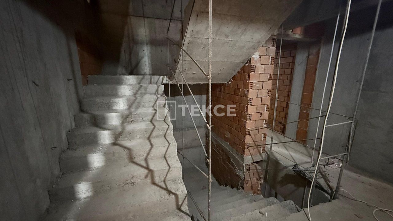 Apartment Karşıyaka, Turkey, 227 m² - picture 12