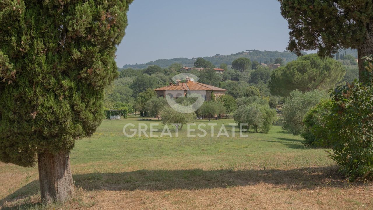 Casa en Citta della Pieve, Italia, 445.9 m² - imagen 1