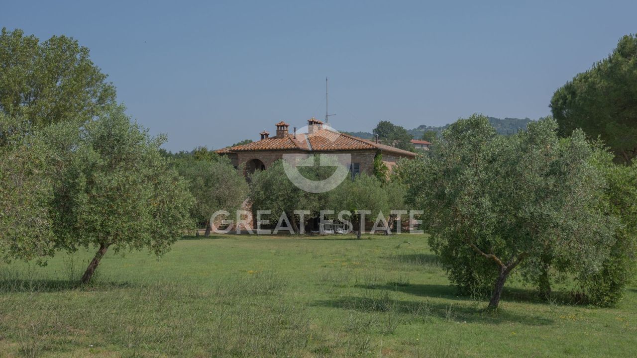 Maison à Citta della Pieve, Italie, 445.9 m² - image 2