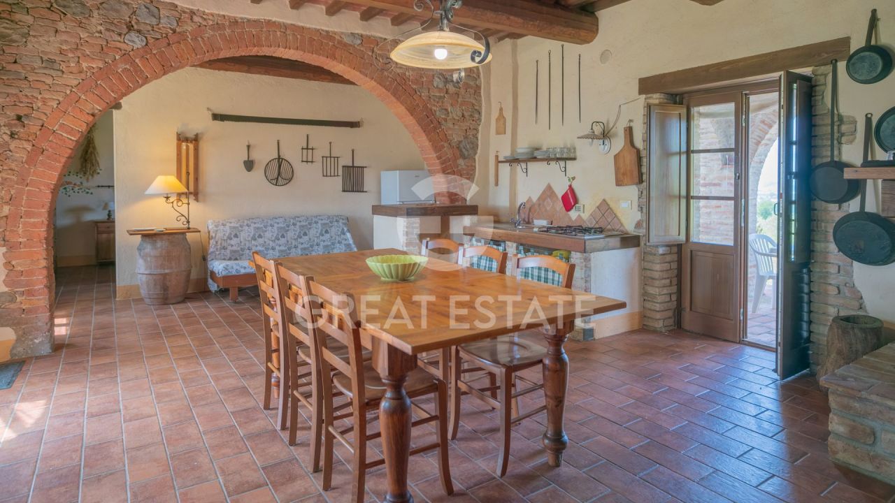 Casa a Città della Pieve, Italia, 384.8 m² - foto 8