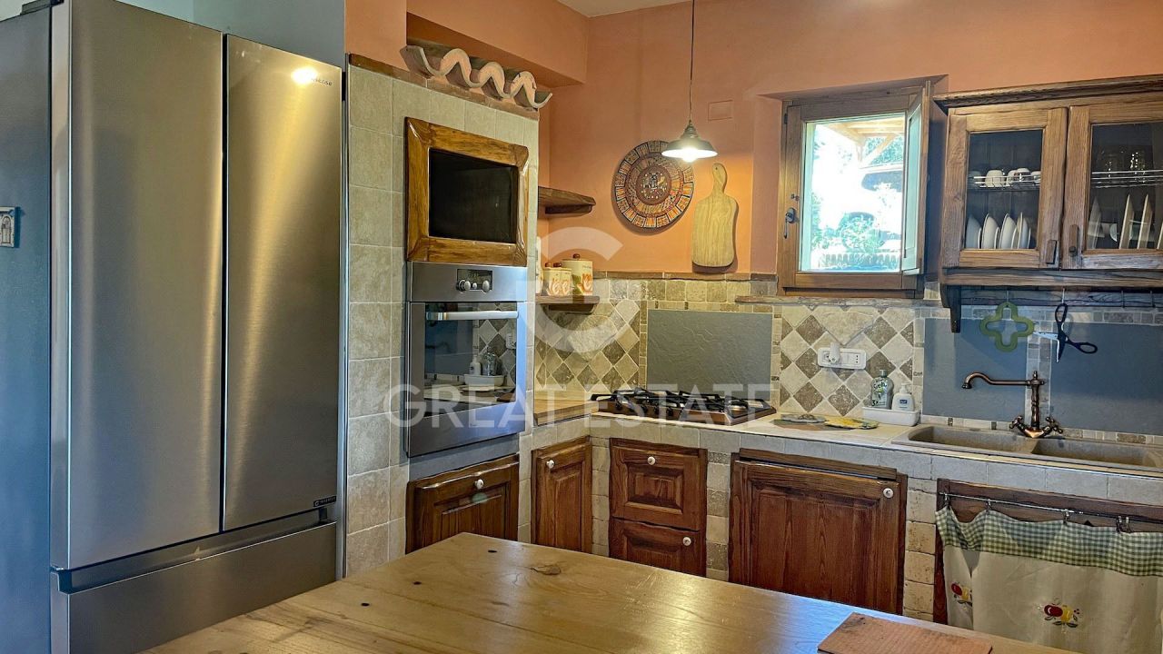 Casa en Cortona, Italia, 227.4 m² - imagen 12