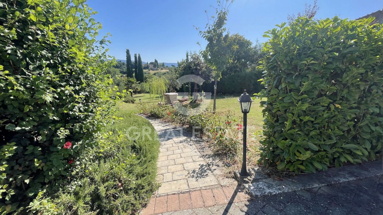 Casa en Cortona, Italia, 227.4 m² - imagen 17