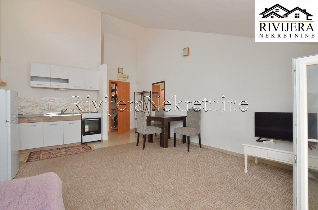Appartamento a Herceg-Novi, Montenegro, 35 m² - foto 1
