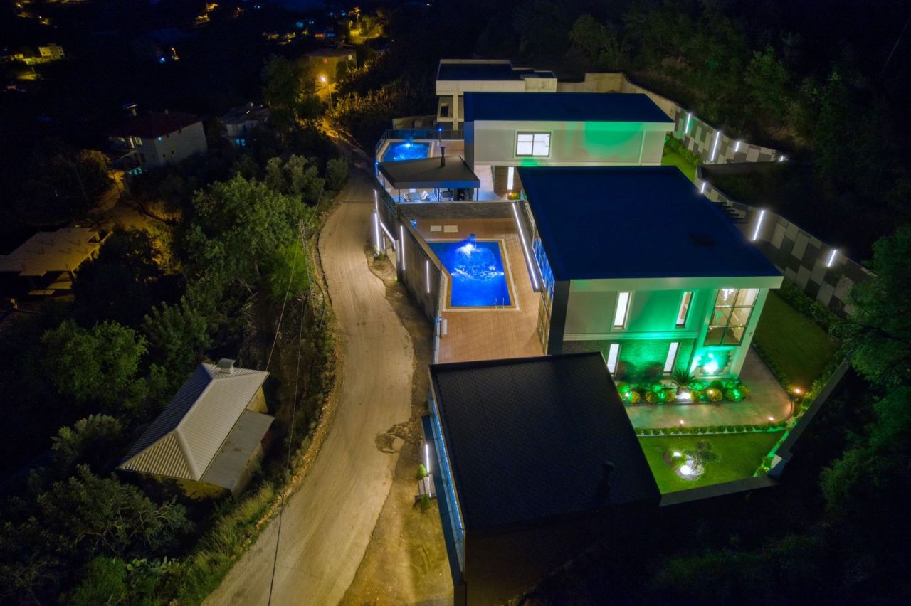 Villa en Kestel, Turquia, 655 m² - imagen 3