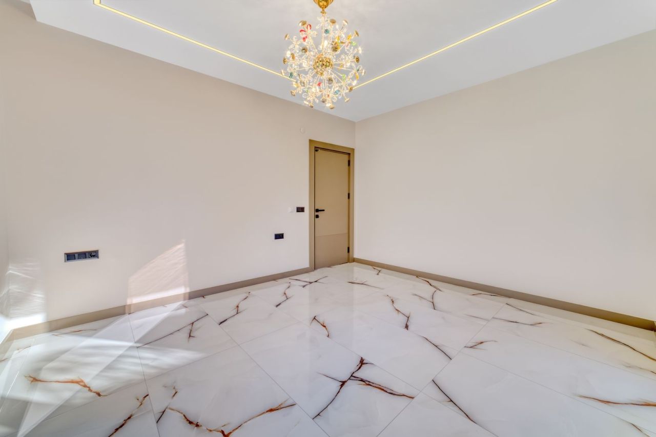 Villa à Kestel, Turquie, 688 m² - image 14