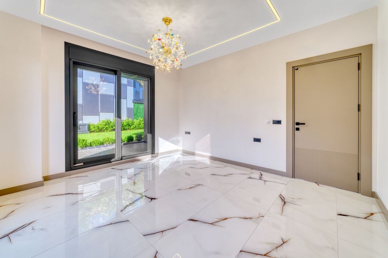 Villa à Kestel, Turquie, 688 m² - image 13