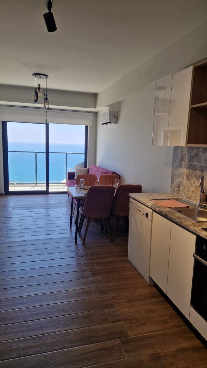 Piso en Mersin, Turquia, 90 m² - imagen 1