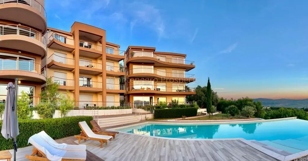 Appartement à Kavač, Monténégro, 119 m² - image 1
