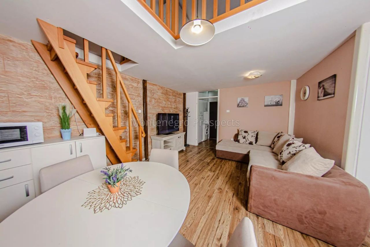 Apartment in Bar, Montenegro, 48 m² - picture 2